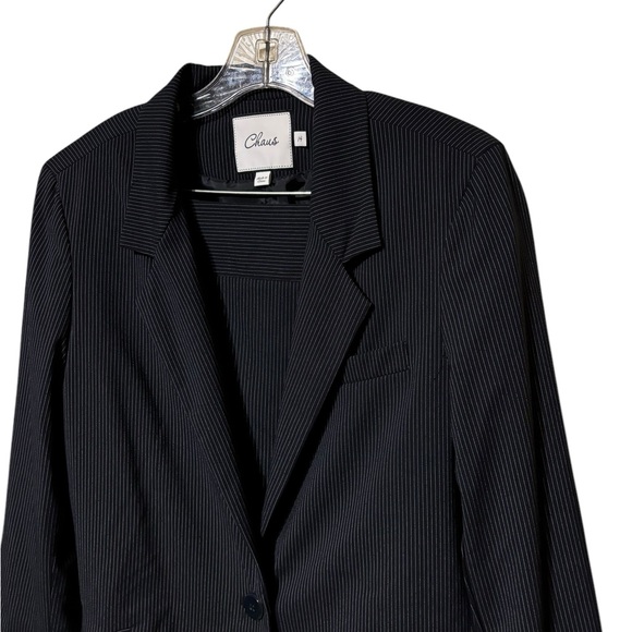 Chaus Size 14 Two Piece Pinstriped Navy Blue Suit EUC - Picture 4 of 8